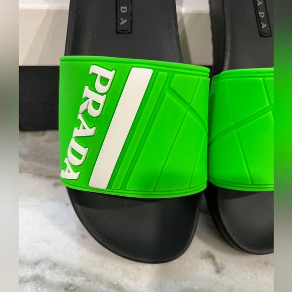 NEW Men’s PRADA Pool Slides - Picture 5 of 13
